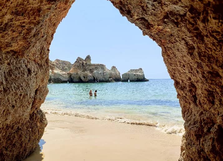 Praia dos Três Irmãos